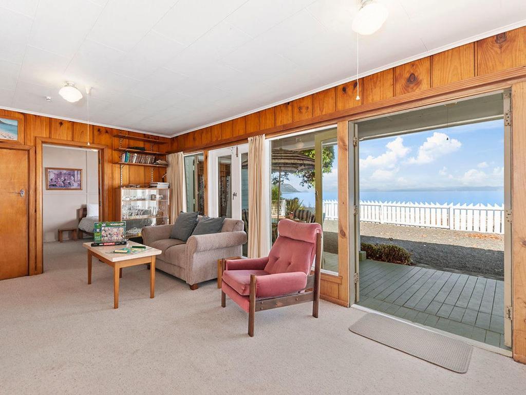 Lake Edge Cottage - Waitahanui Holiday Home Bagian luar foto